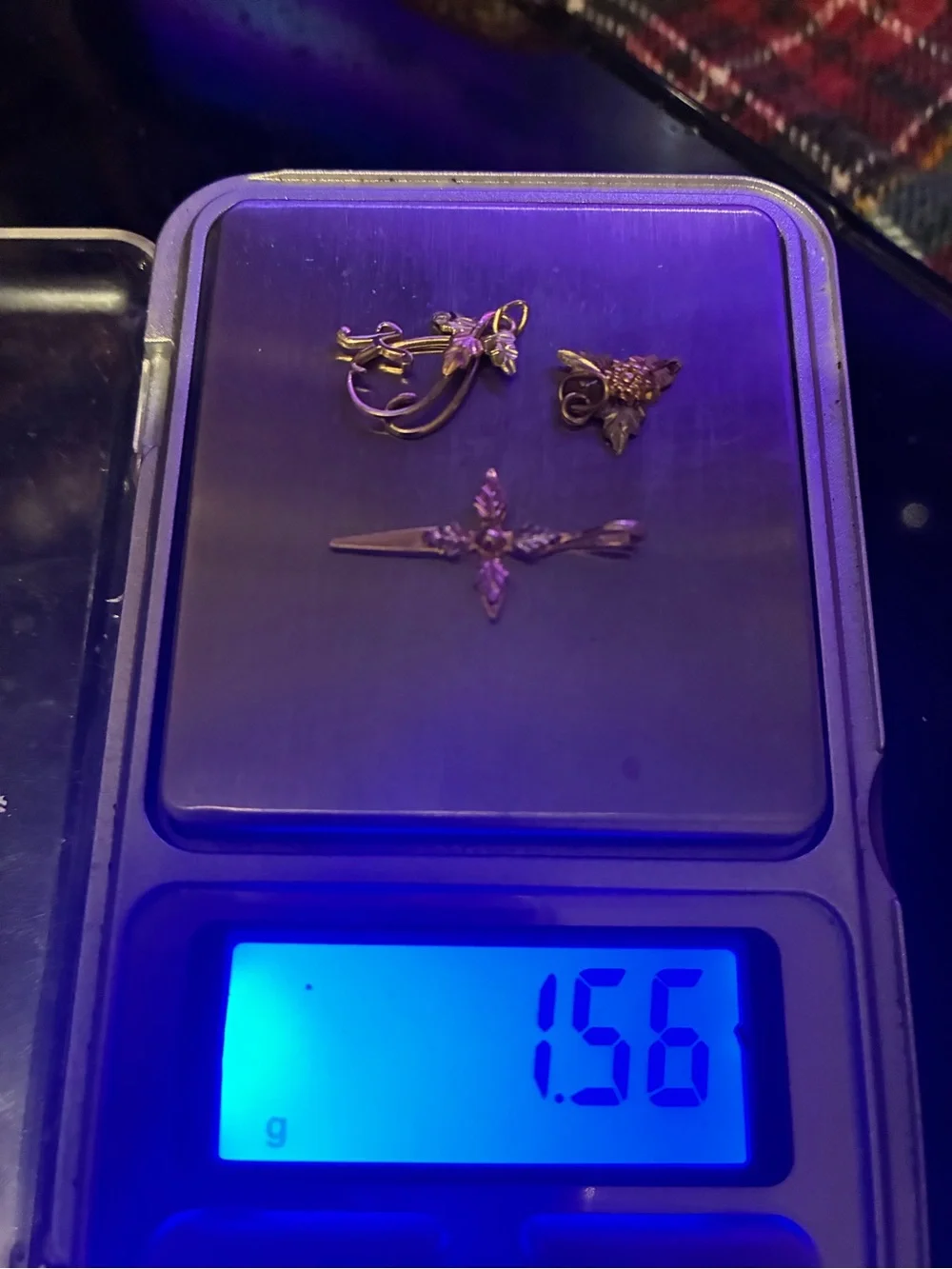 Real gold not gold tone real authentic halmarked gold 14 k white gold and ten k